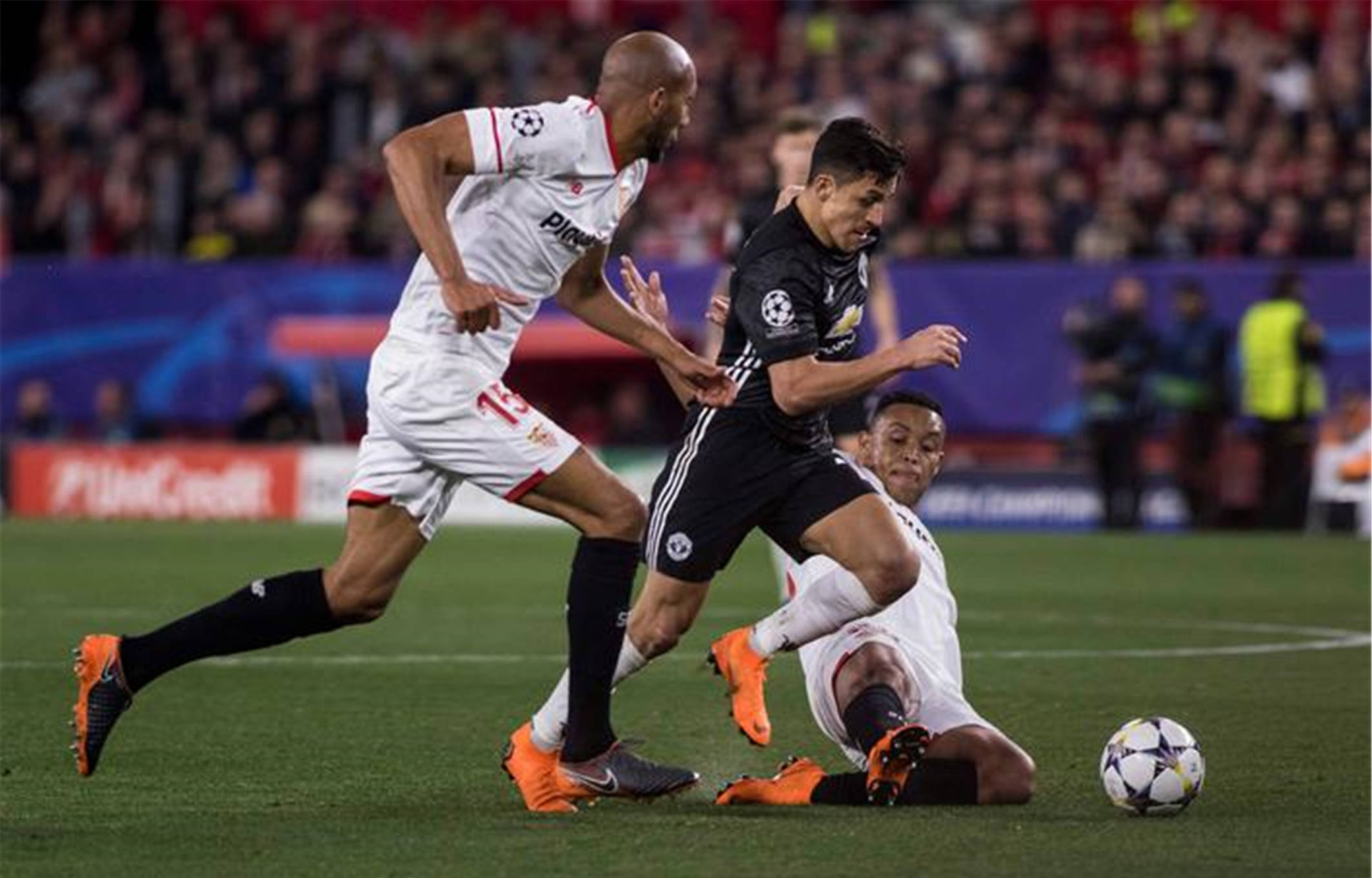  篮网季前赛不敌76人 