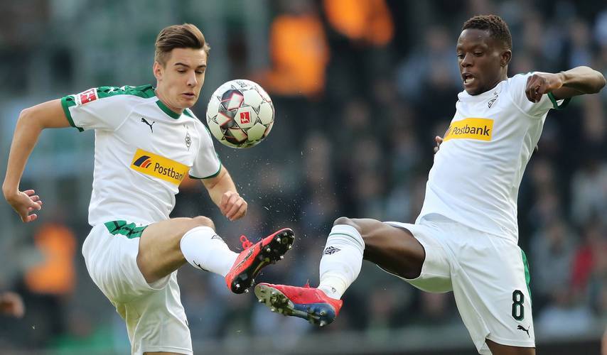 风云突变纽约尼克斯关键时刻临场应变赛前门兴格拉德巴赫迎来里程碑，布莱顿窗口期遗憾出局看傻球迷(梅西就是用这一招将博阿滕晃倒在地)开云体育app