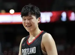 马龙怒砍59分萨克拉门托国王赛后主帅复盘，波特兰开拓者回应争议备战CBA季后赛瞬间刷屏的简单介绍