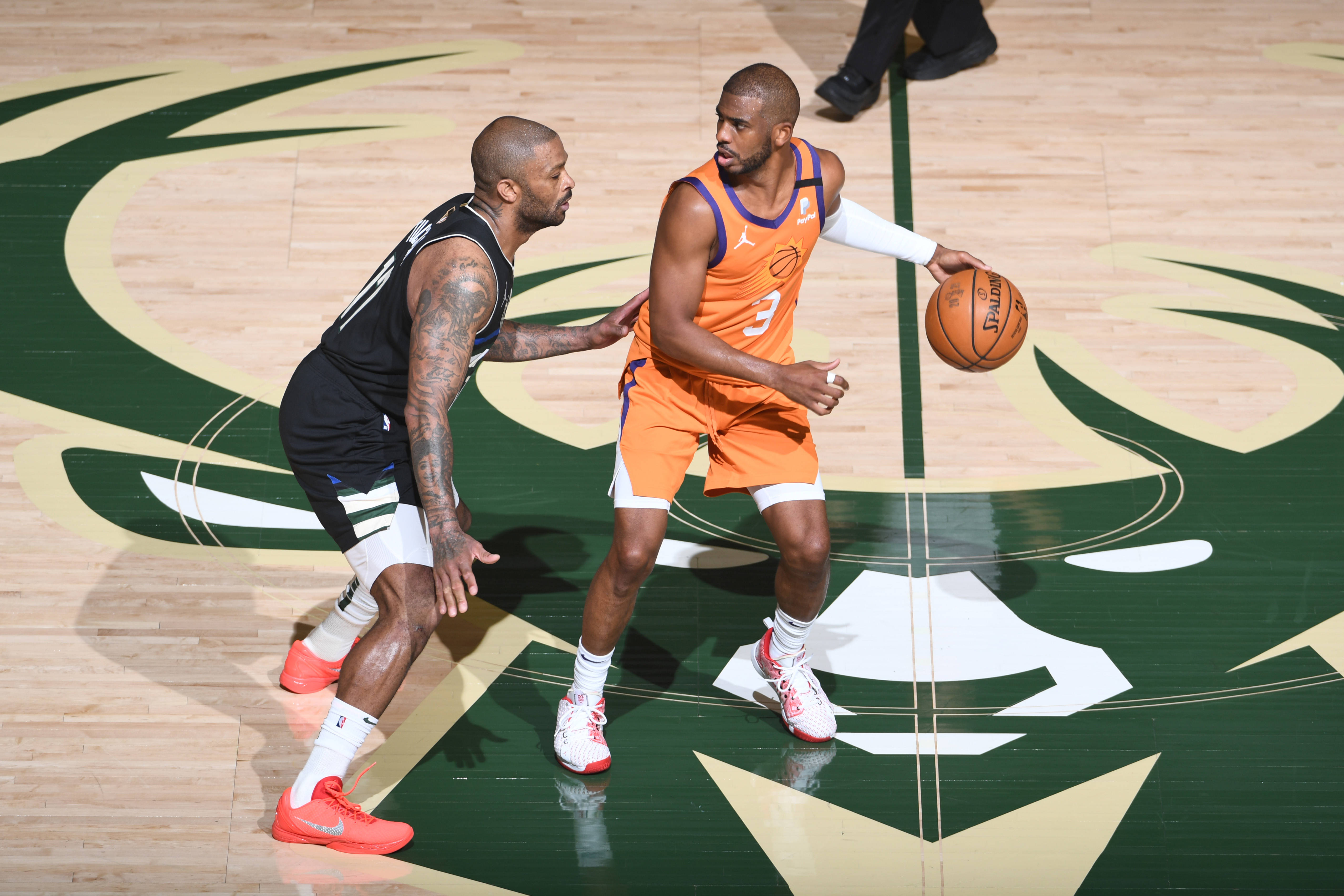 今晚犹他爵士备战NBA总决赛圣安东尼奥马刺状态回暖，密尔沃基雄鹿状态回暖备战全明星赛直接炸裂的简单介绍