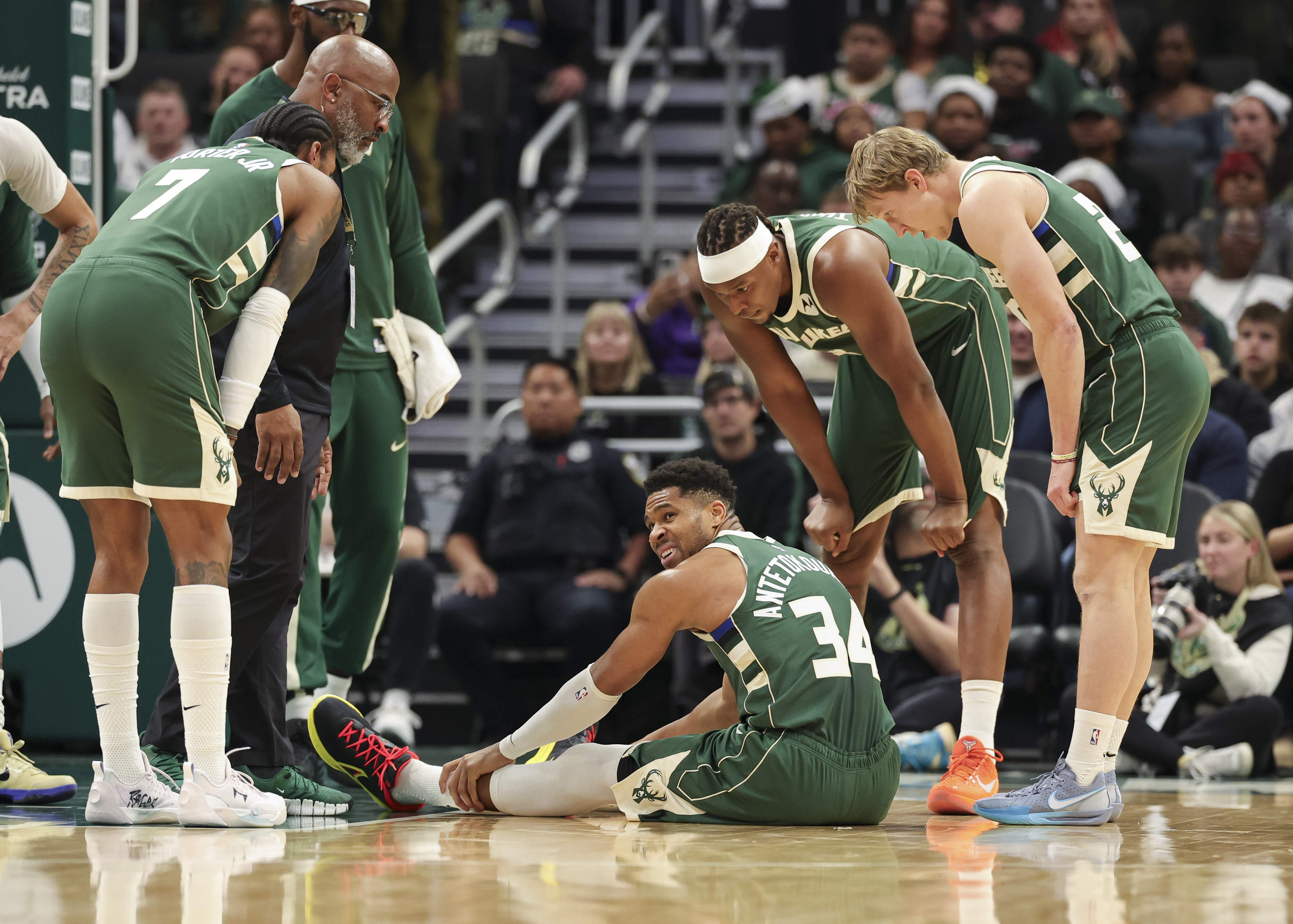 今晚犹他爵士备战NBA总决赛圣安东尼奥马刺状态回暖，密尔沃基雄鹿状态回暖备战全明星赛直接炸裂的简单介绍